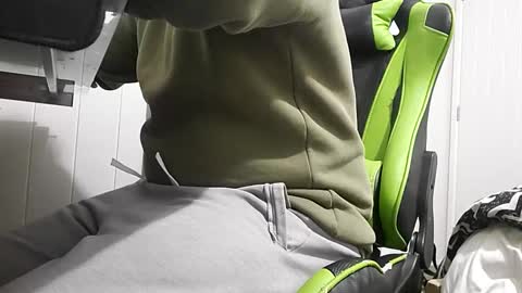 big_balls_big_load online show from September 16, 12:51 pm