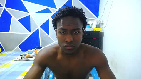 Snapshot of big_black11 chatting on February 6, 11:42 am big_black11 online show from February 6, 11:42 am