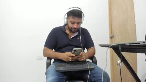 Tommy online show from December 20, 8:27 pm