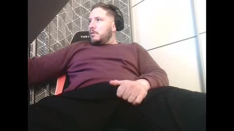 bigbroly88 online show from February 9, 6:22 am