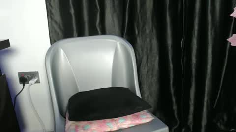 bella online show from November 10, 8:44 pm