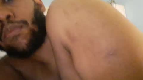 Snapshot of bigassboyfr chatting on October 21, 6:18 am bigassboyfr online show from October 21, 6:18 am