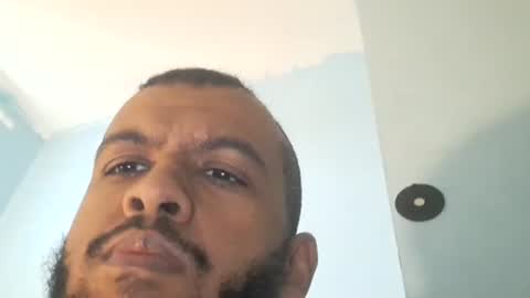 Snapshot of bigassboyfr chatting on October 22, 10:40 am bigassboyfr online show from October 22, 10:40 am