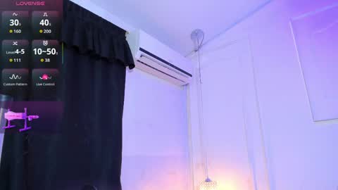 VIOLETA online show from May 3, 10:27 pm