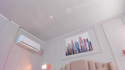   online show from November 13, 10:18 am