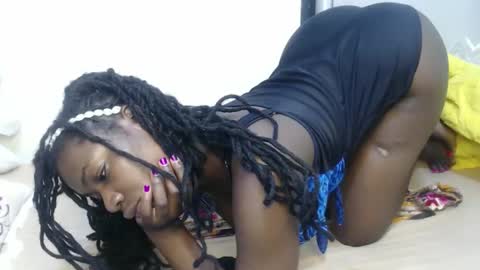 bigboobys123 online show from October 27, 5:18 am