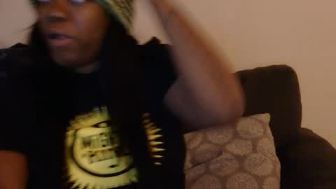 bigbootibambii online show from February 9, 2:15 am