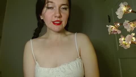 Isabella online show from December 13, 11:00 pm