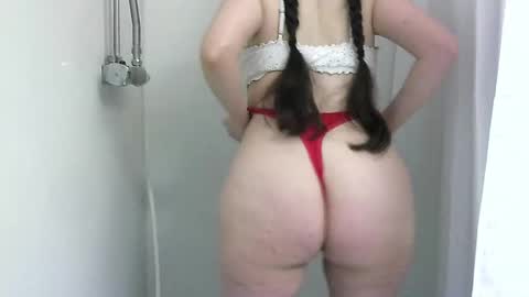 Isabella online show from November 6, 10:51 am