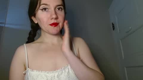 Isabella online show from November 19, 2:16 pm