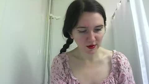 Isabella online show from October 14, 6:49 am