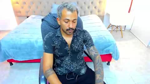 Snapshot of bigcock_hair chatting on September 27, 10:18 pm bigcock_hair online show from September 27, 10:18 pm