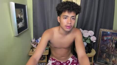 Snapshot of bigcock_moreno chatting on February 21, 9:34 am Nj online show from February 21, 9:34 am