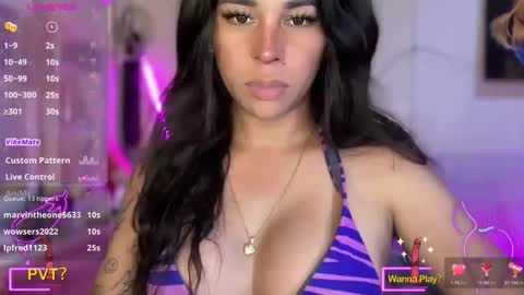 Snapshot of bigcockamanda23 chatting on September 13, 6:49 am queen amanda online show from September 13, 6:49 am