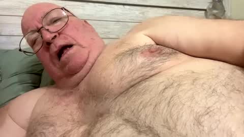 Snapshot of bigcraig123 chatting on October 13, 8:22 pm Craig online show from October 13, 8:22 pm