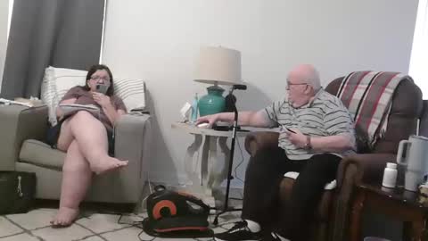 Snapshot of bigcraig123 chatting on February 4, 8:17 pm Craig online show from February 4, 8:17 pm