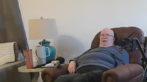 Snapshot of bigcraig123 chatting on March 6, 9:42 pm Craig online show from March 6, 9:42 pm
