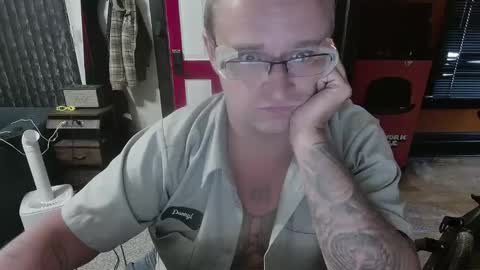 Darryl online show from October 7, 12:45 pm