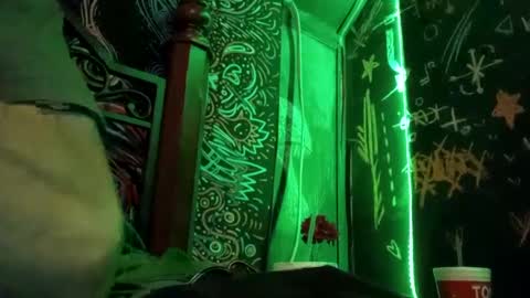 bigdickguy69690 online show from January 10, 4:22 am