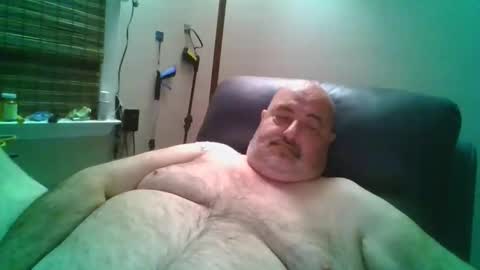 bigfuzzyteddybear online show from September 12, 3:19 am