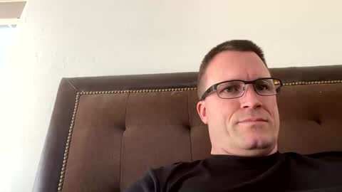 bigger22332233 online show from January 17, 9:28 pm