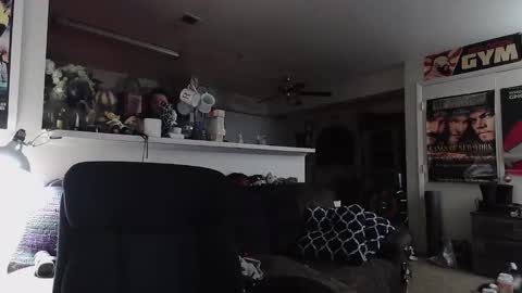 biggerisbetter21 online show from February 12, 10:52 am