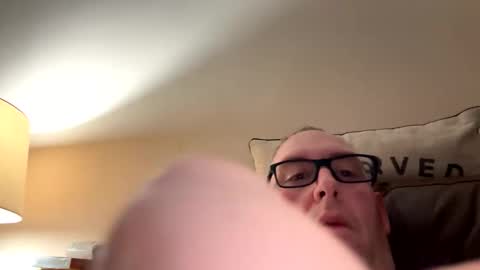 Snapshot of biggloves4bighands chatting on October 9, 10:37 pm biggloves4bighands online show from October 9, 10:37 pm