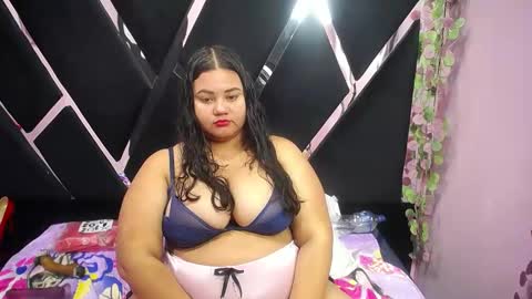 Snapshot of biggstits69 chatting on February 1, 8:18 am biggstits69 online show from February 1, 8:18 am