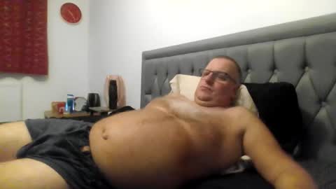 bigguy2014 online show from September 28, 9:24 pm