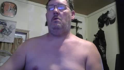 Snapshot of bigjohn41000 chatting on September 16, 9:44 am bigjohn41000 online show from September 16, 9:44 am