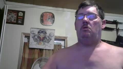 Snapshot of bigjohn41000 chatting on September 10, 9:54 am bigjohn41000 online show from September 10, 9:54 am