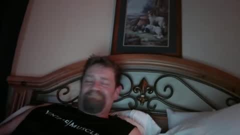 Snapshot of bigload1972 chatting on October 15, 12:25 am bigload1972 online show from October 15, 12:25 am