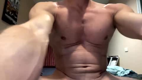 Snapshot of bigmuscles24 chatting on March 4, 1:17 pm bigmuscles24 online show from March 4, 1:17 pm