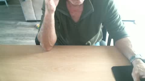 Snapshot of bigomale63 chatting on February 26, 12:16 pm Anton online show from February 26, 12:16 pm