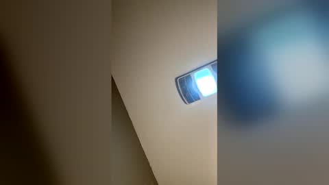 bigskinnyboyshh online show from March 4, 12:51 am