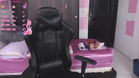 laura online show from December 18, 6:14 pm