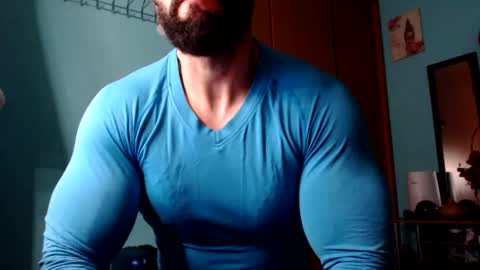 Snapshot of bigstallone chatting on December 4, 11:52 pm BigStallion online show from December 4, 11:52 pm