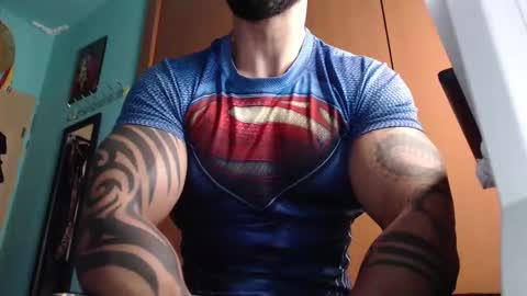 Snapshot of bigstallone chatting on October 9, 10:48 pm BigStallion online show from October 9, 10:48 pm