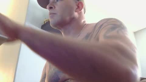 biguylasvegas online show from April 9, 1:42 am