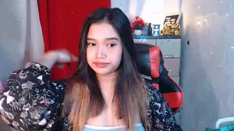 Snapshot of bilat_tinax chatting on October 1, 8:19 pm bilat tinax online show from October 1, 8:19 pm