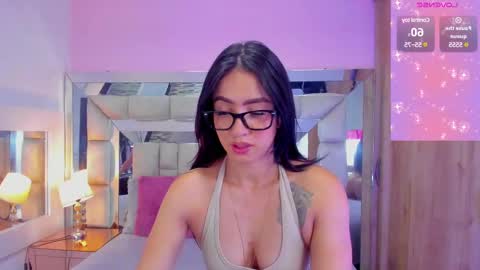 Snapshot of bilie_rouse1 chatting on March 7, 7:05 pm Bilie online show from March 7, 7:05 pm
