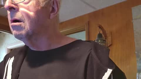 bill_25061 online show from October 22, 6:31 pm