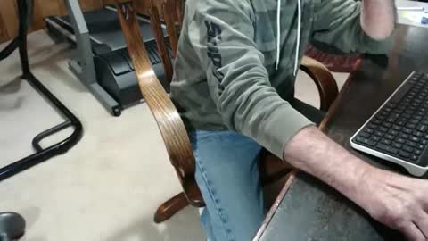 billy471 online show from March 9, 9:08 pm