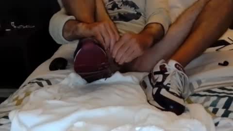 bimalefor4youtouse online show from September 17, 7:45 am