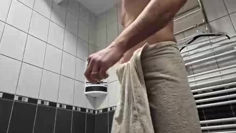 bisexdadd online show from December 18, 3:11 pm