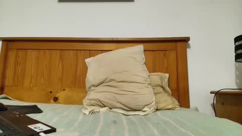 bisexualversat1 online show from November 23, 10:52 pm