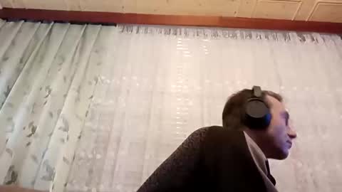 Zdenek online show from December 9, 5:41 pm