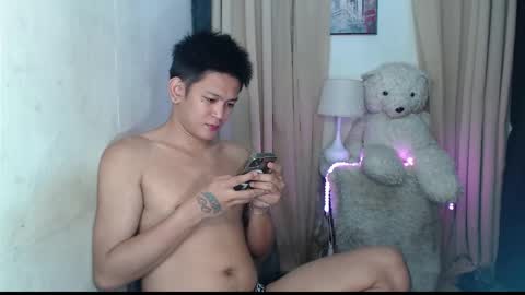 alex online show from March 24, 6:25 pm