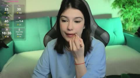 Julia online show from February 20, 2:33 am