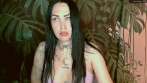 Snapshot of blablablablagirl chatting on September 22, 8:46 pm blablablablagirl online show from September 22, 8:46 pm
